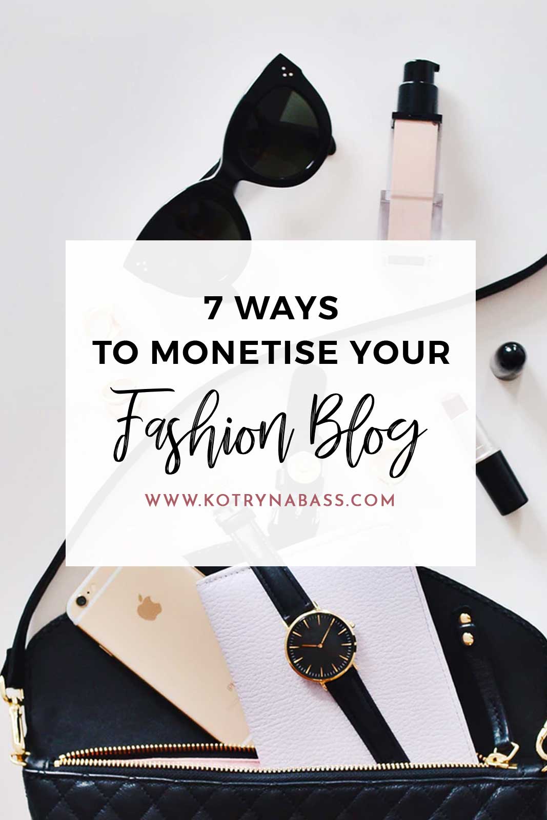 Fashion-obsessed audience is already looking to spend, you just have to do your job and inspire them with your own personal style! If you’re finally determined to turn your fashion blog into a business, this post is for you. Here are some ways you should consider if you’re looking to start monetising your fashion blog.