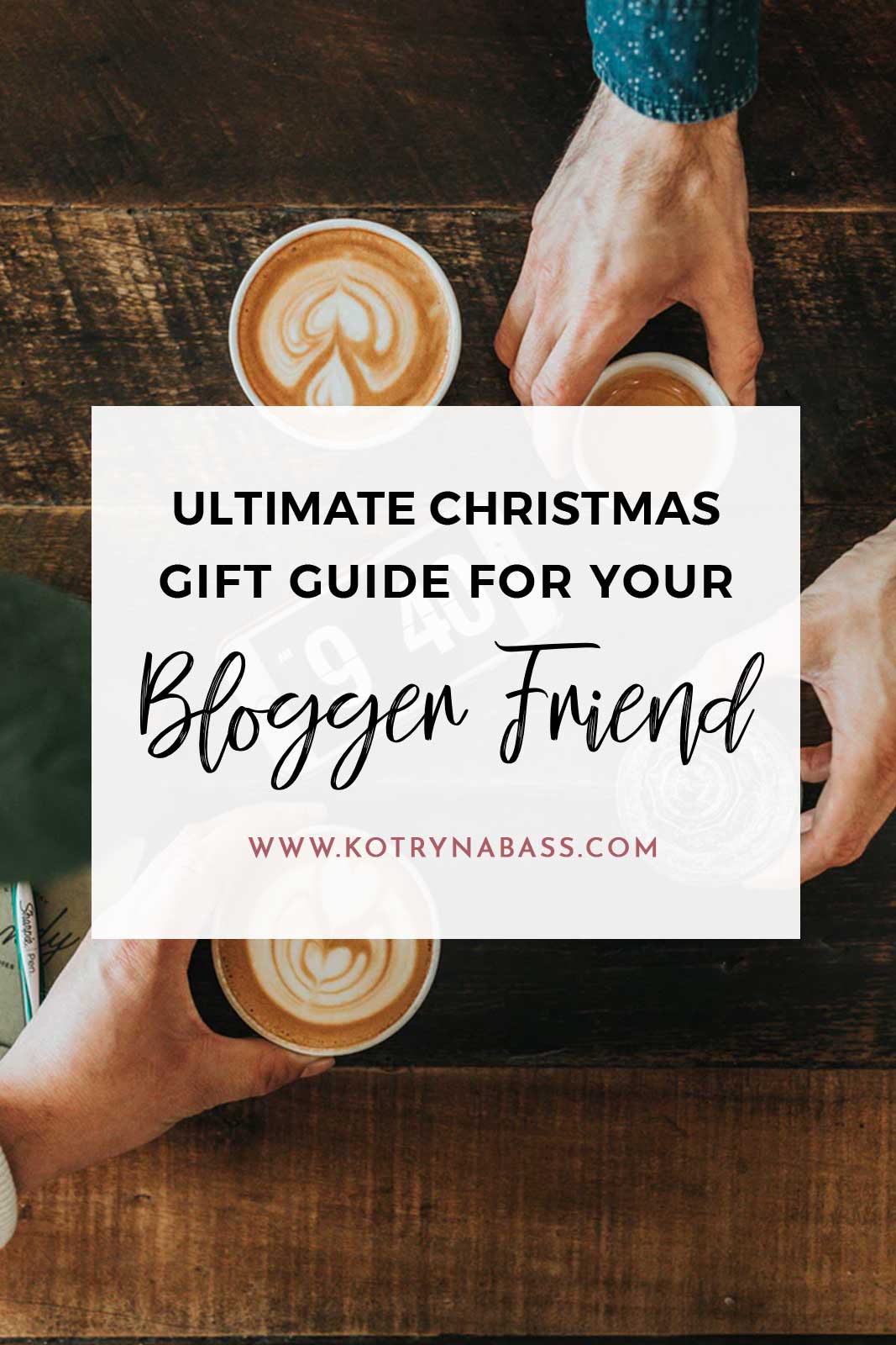 Christmas is almost around the corner and I’m here to help you out! If you have a friend who blogs and you have no idea what to gift to this creative human being- you came to the right place. I can assure you than anything mentioned in this post will be greeted with smiles and perhaps even a couple tears of joy! Are you ready?