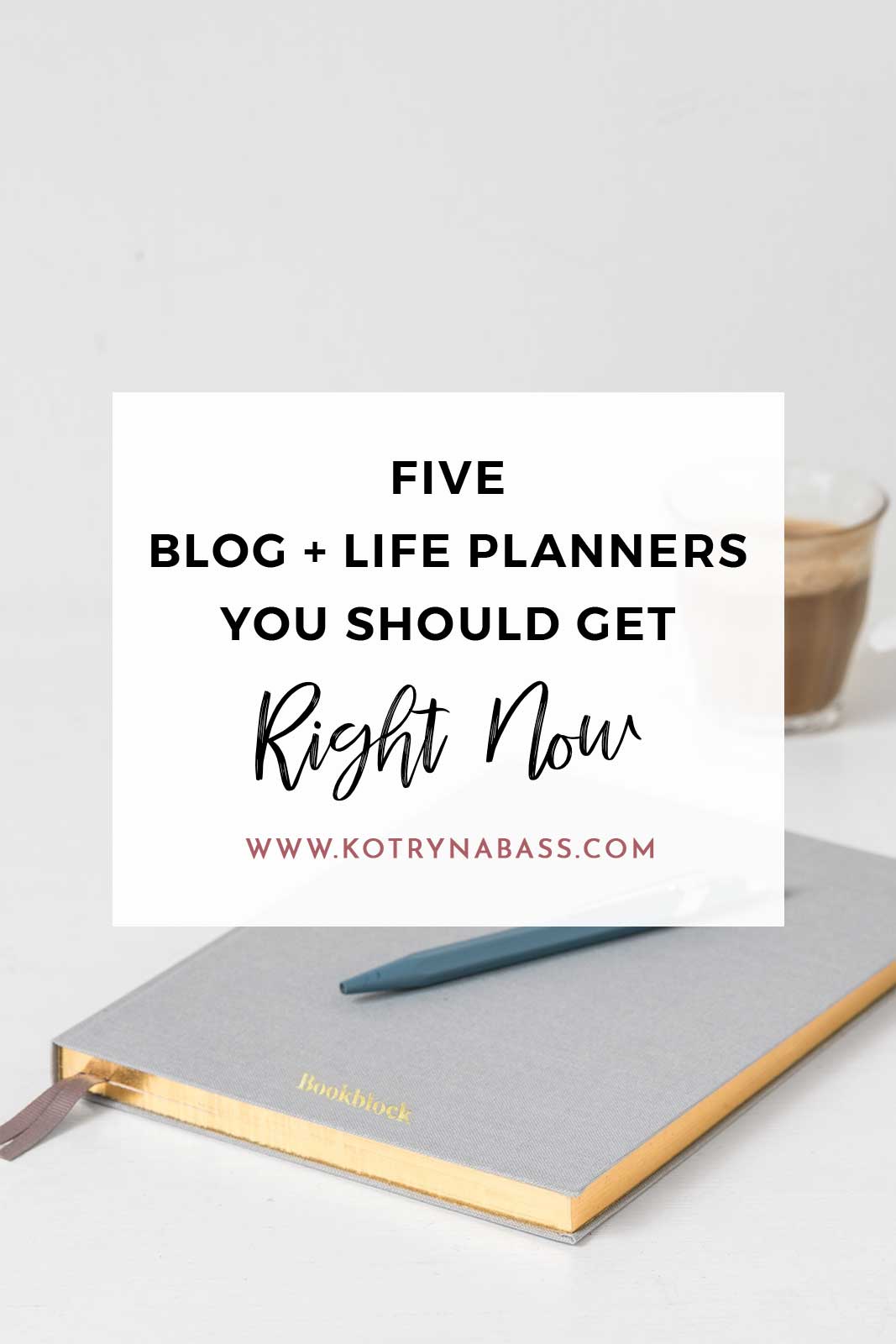 Are you an old soul that often compels to a pen and paper? Nice to meet you, my friend! Looking for a new journal to help your life, mind and blog become more organized and peaceful experience? Here are some of my favourite planners for you to choose from!